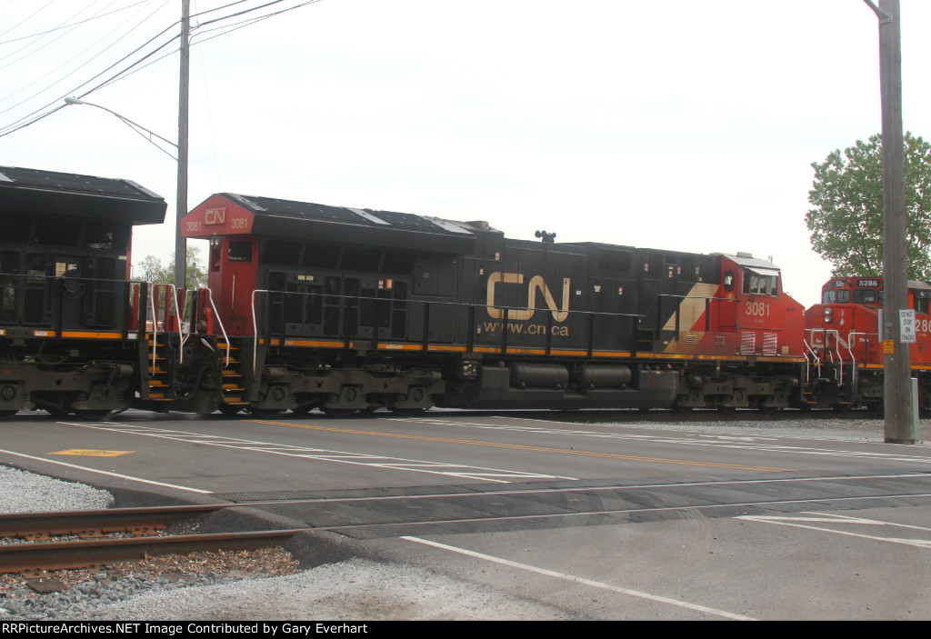 CN ET44AC #3081